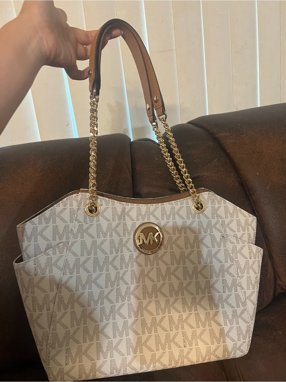 Michael Kors Cream/Beige Logo Chain-Handle Shoulder Tote